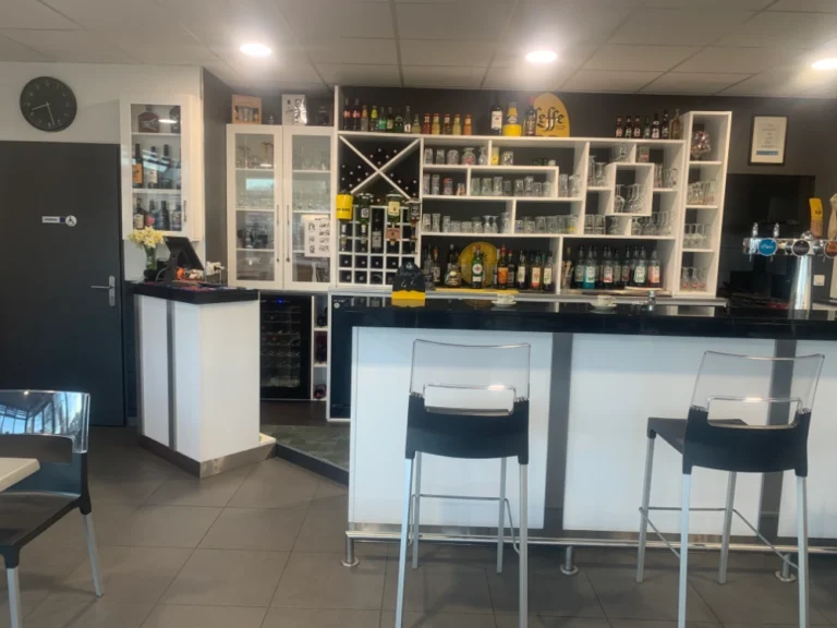 bar et snack à Échiré (79)